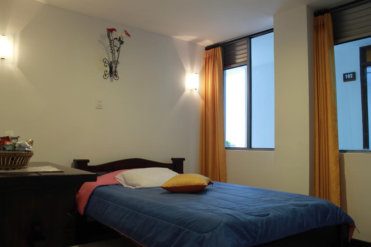 Hotel Royal Suite 마니살레스 외부 사진
